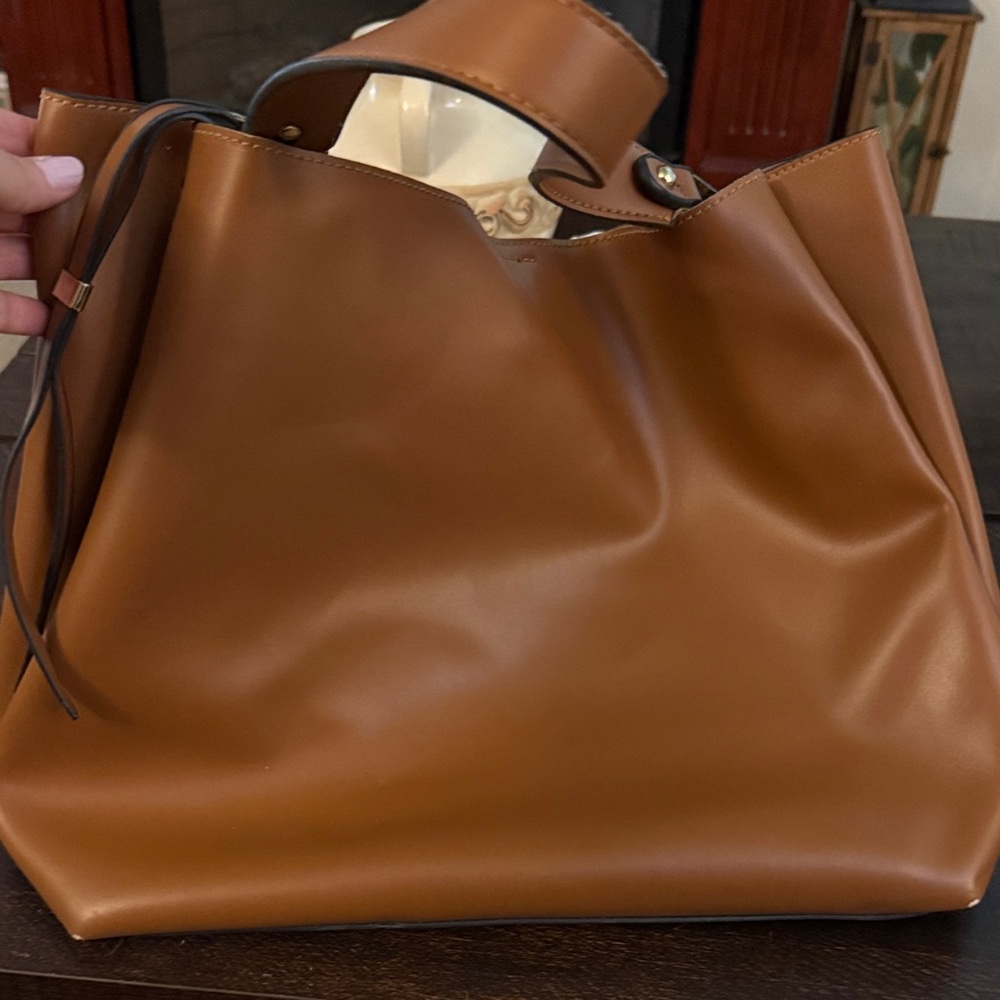 Brown Leather Tote Bag - Minimal Chic